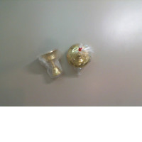 Set of 2 small vases, metal