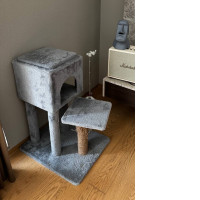 Cat Tower, Scratching Post Tower