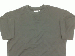 UNIQLO Black round neck shirt Size S UNIQLO Black round neck shirt Size S