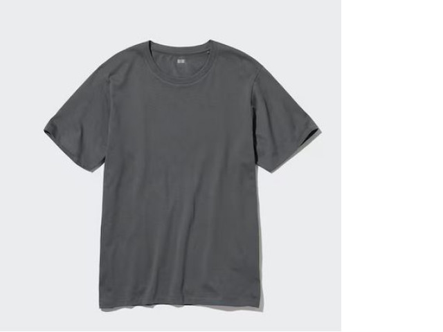 UNIQLO Dark Gray Sleeve t shirt UNIQLO Dark Gray Sleeve t shirt