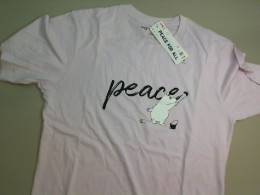 Pink graphic t-shirt