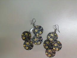 Jewelry earrings