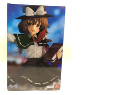 Japanese figure Girl with a book