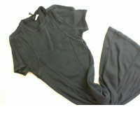 Women's black dress, strage