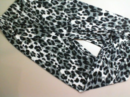 Loose fit trousers, leopard