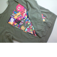 Oversized sweater, green with a pattern Oversized sweater, green with a pattern