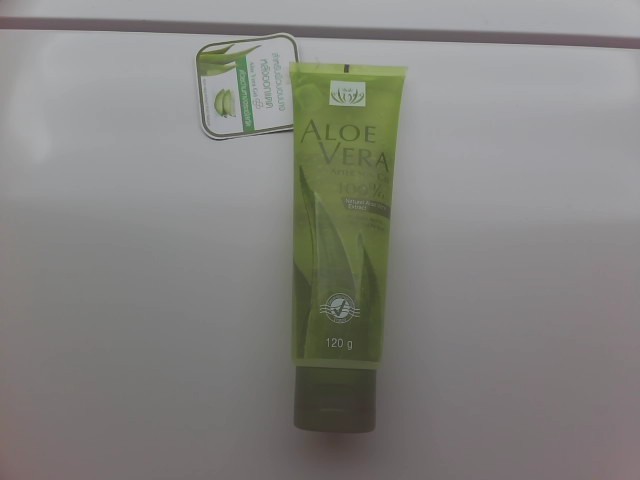aloe vera gel aloe vera gel