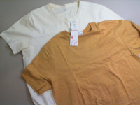 Set of 2 T-shirts, no graphic Set of 2 T-shirts, no graphic