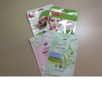 Set of 4 face masks Set of 4 face masks