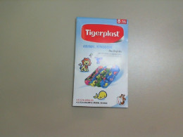 Adhesive plaster for children