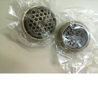 Set of 2 small vases