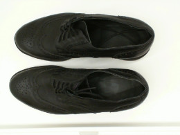 Black leather shoes size 41