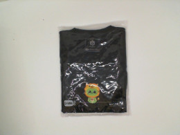 Black shirt size XXL Black shirt size XXL