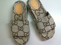 Women's fabric flip-flops, platform