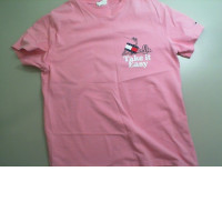 Women's pink T-shirt