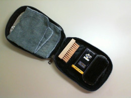 Shoe care set, 2 brushes+cream+rag