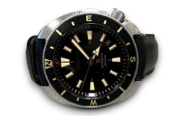 Seiko Watch model 4R35-04Y0 Seiko Watch model 4R35-04Y0