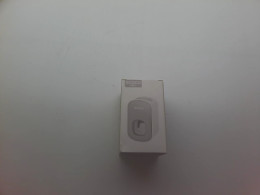 Toothbrush cleaning equipment