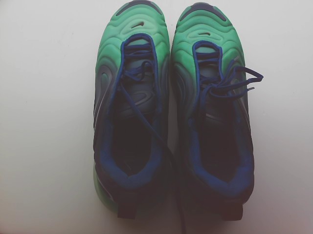 Sports shoes Sports shoes