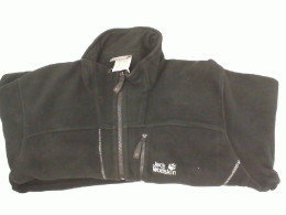 black sweater size XXL