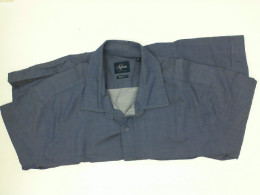 Blue collar shirt size XL