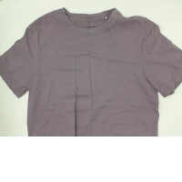 ronud neck shirt size S ronud neck shirt size S
