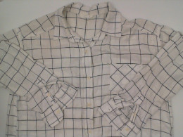 white long-sleeved shirt with black pattern size L
