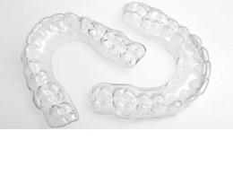 1 pair of clear retainers