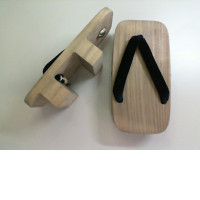 Japanese wooden object