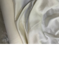 White curtains High quality satin sand 19mm thick. composition 100% silk Width 140 cm