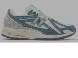 1906R 'White Navy' Footlocker Exclusive size 10 1906R 'White Navy' Footlocker Exclusive size 10