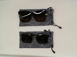set of sunglasses and eyeglass cases (2pcs/set)