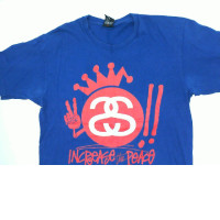 blue round neck shirt size M blue round neck shirt size M