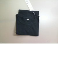 T shirt UNIQLO black T shirt UNIQLO black