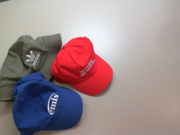 Set of 3 hats