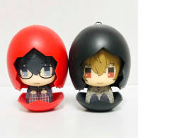 Set of 2 japanese mini figures