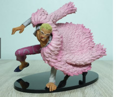 Japanese figure Doflamingo crawl Japanese figure Doflamingo crawl