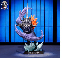 Big SALE! Japanese figure King