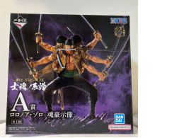 Big SALE! Japanese figure Zoro