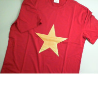 Red T-shirt with a star, size XXXL