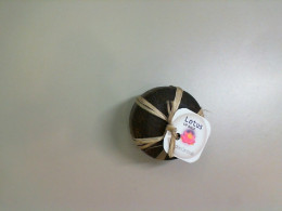 Lip balm with lotus scent Lip balm with lotus scent