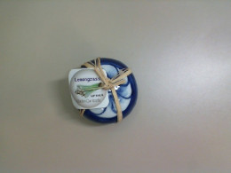 Lip balm with lemongrass scent Lip balm with lemongrass scent