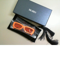 Sunglasses with cases Sunglasses with cases