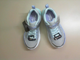 Children's sneakers, silver, with flashing lights