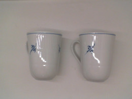 Set of White ceramic mug with blue pattern (2pcs/set)