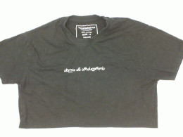 Black round neck shirt size S