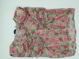 Floral long sleeve shirt size S Floral long sleeve shirt size S