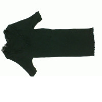 Black long-sleeved t-shirt