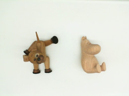 Set of 2 wooden toys
