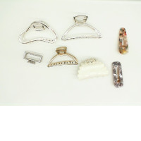 Set of hair clips Set of hair clips